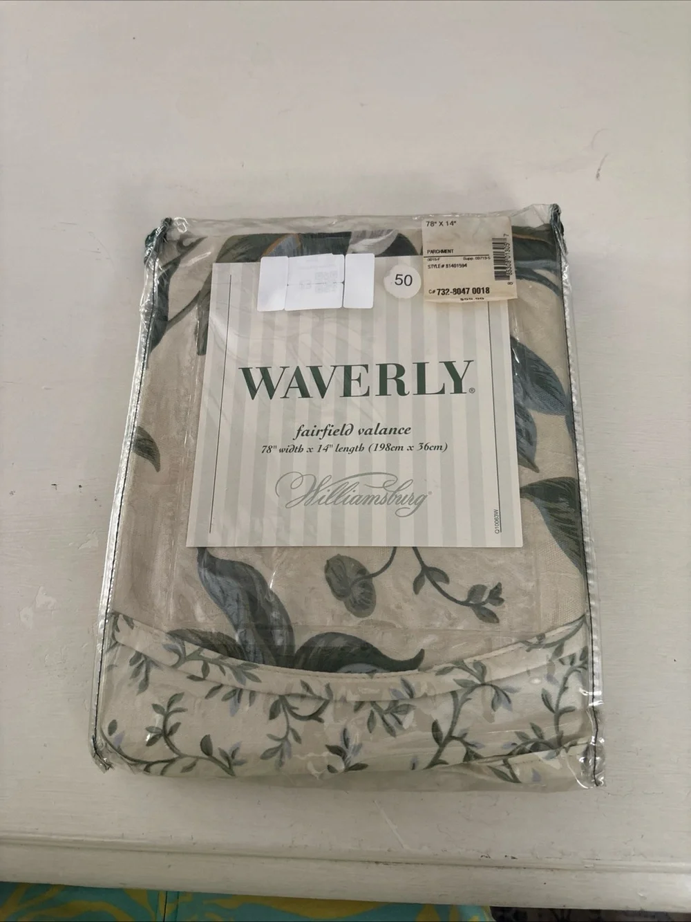 Waverly Fairfield Valance in Multicolor Floral